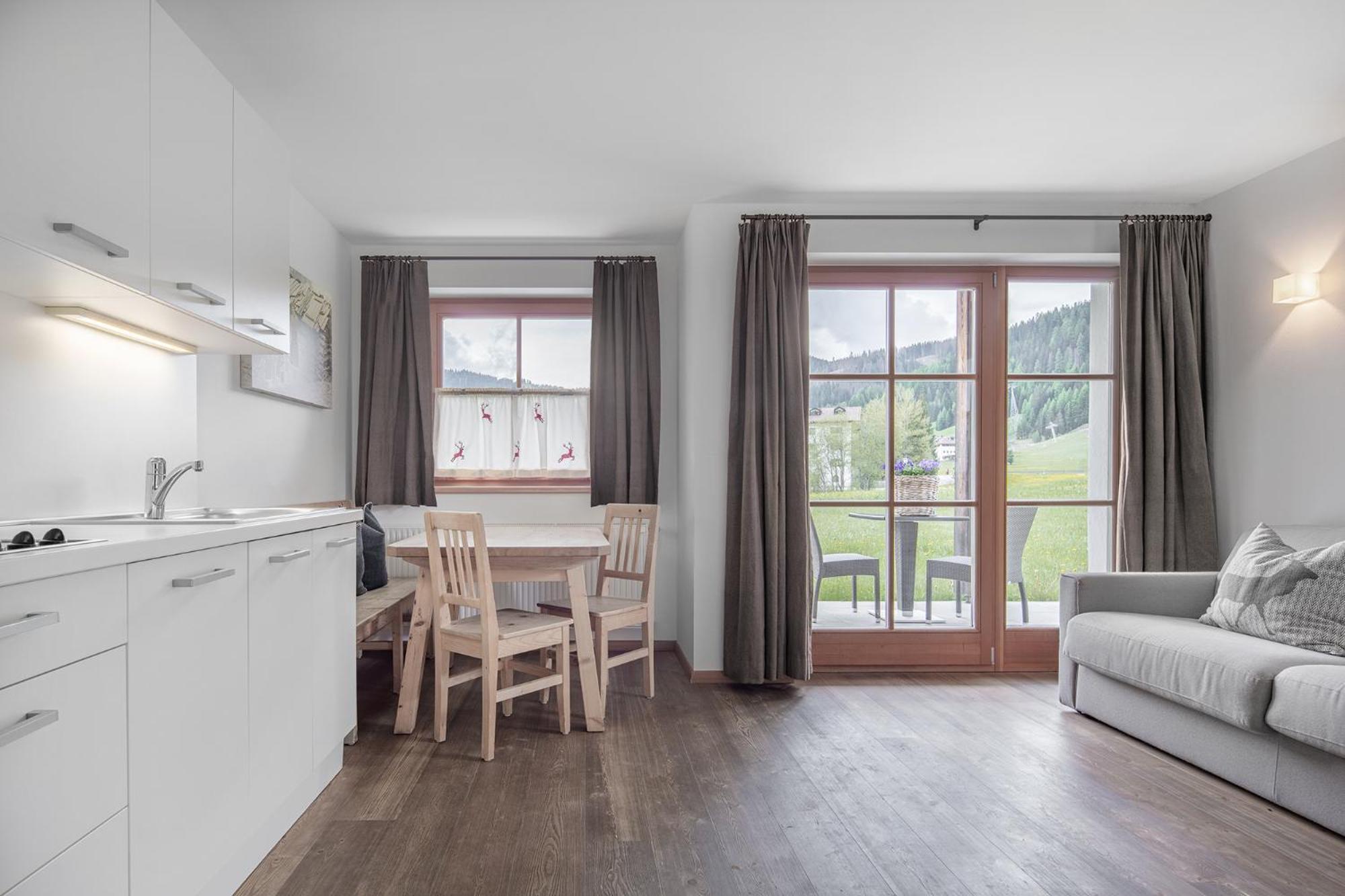 Chalet Ciasa Tino & Sara - Belaval Apartments Corvara In Badia Exterior photo